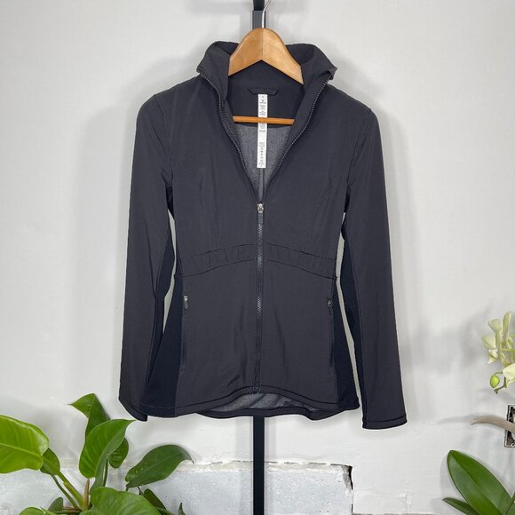 Lululemon Black Full Zip Round Trip Fitted Stretch Performance Jacket Size 4 - Picture 2 of 13